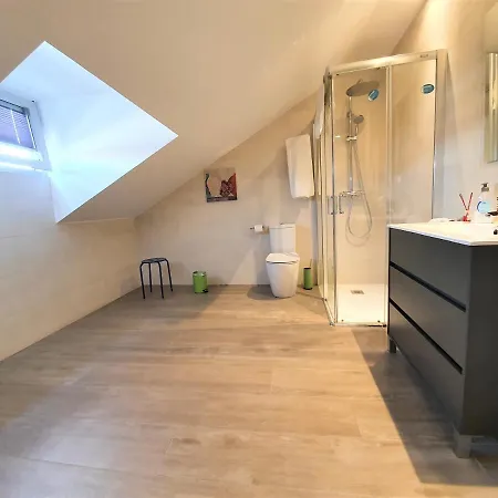 Vivienda Bajo Cubierta En Plaza Poeta Iglesias Apartamento Salamanca