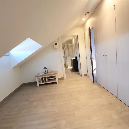 Vivienda Bajo Cubierta En Plaza Poeta Iglesias * Salamanca